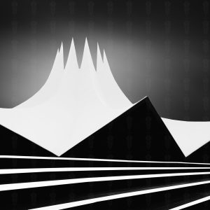 Crown of Contrasts – Tempodrom, Berlin