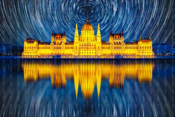 Celestial Parliament – A Night Beneath Time