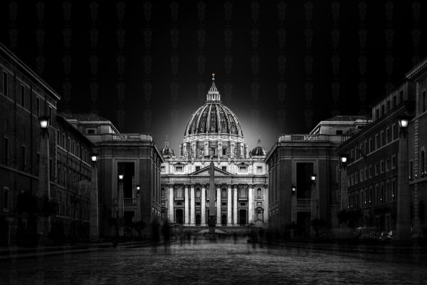Divine Isolation – St. Peter’s Basilica