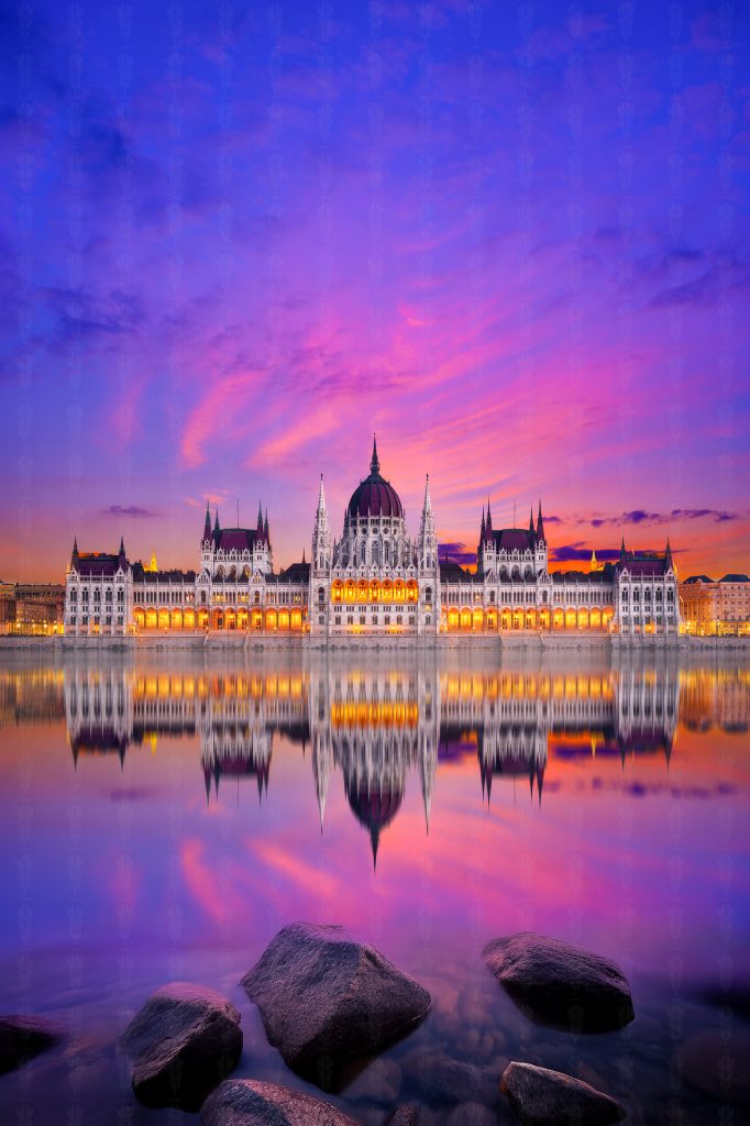 Crown of the Danube – Hungarian Parliament, Budapest