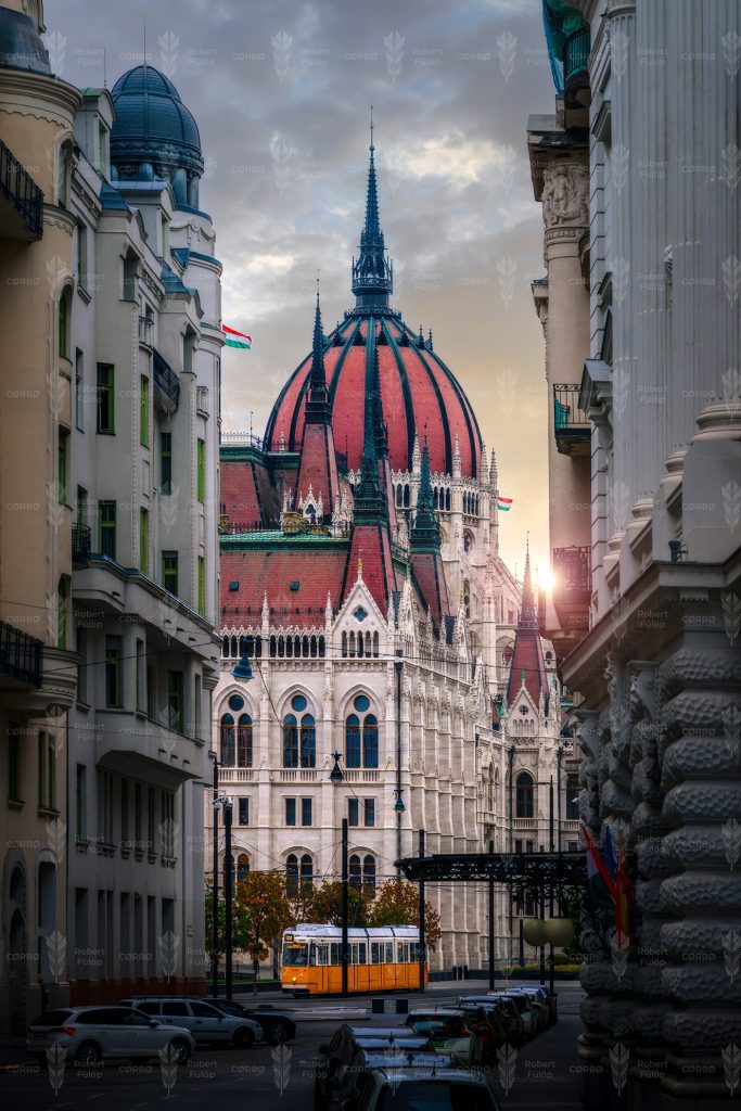 The Dome Between Streets – Hungarian Parliament, Budapest