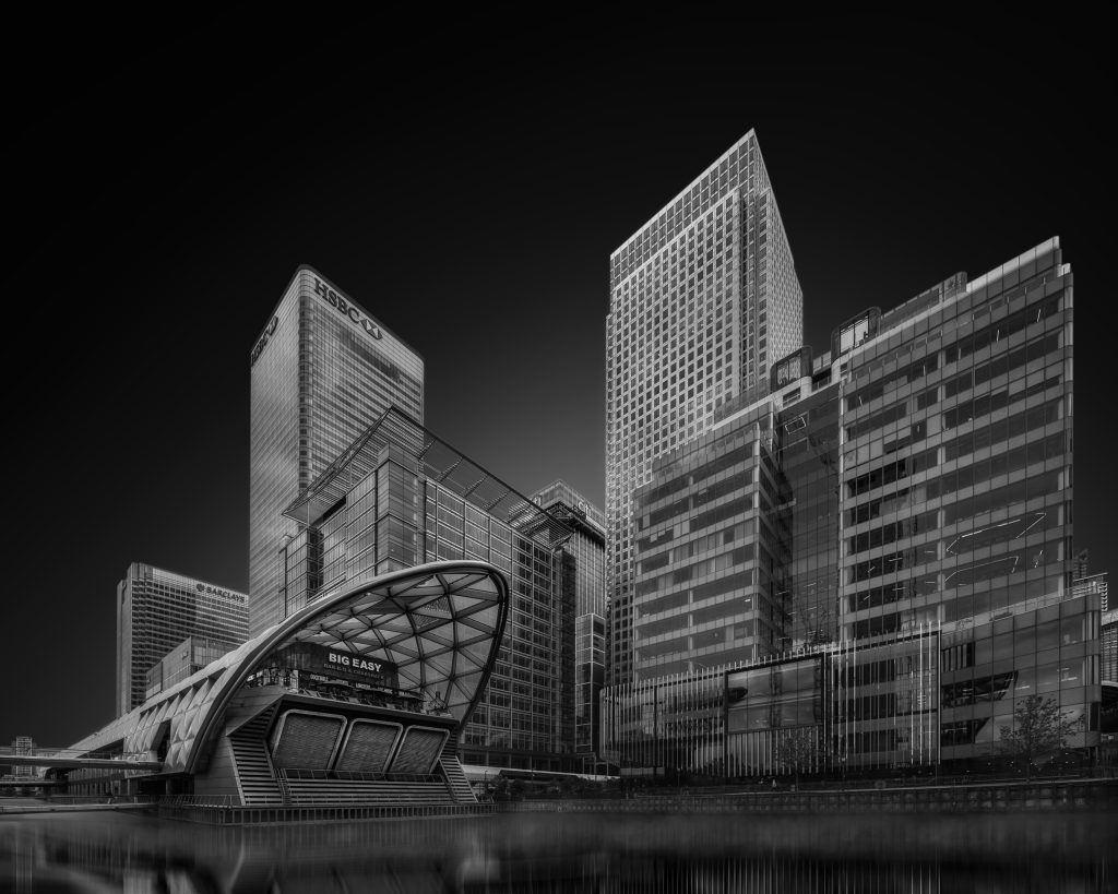 The Curve Among Giants – Canary Wharf, London