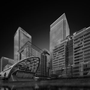 The Curve Among Giants – Canary Wharf, London