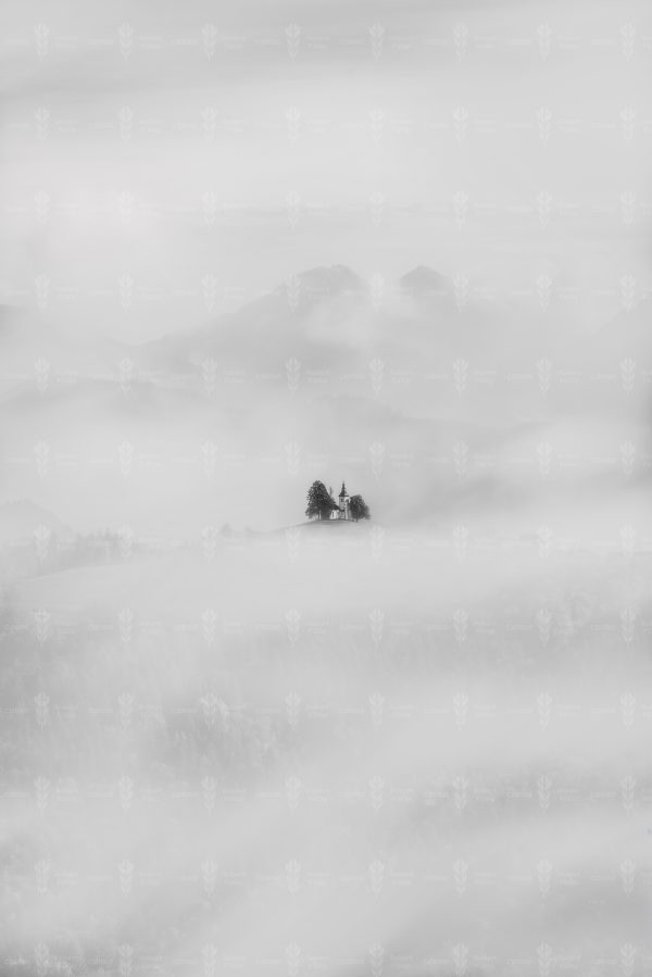 Silence Above the Clouds – Cerkev Sv. Tomaž