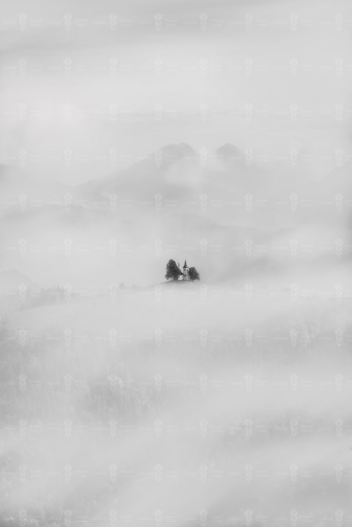 Silence Above the Clouds – Cerkev Sv. Tomaž