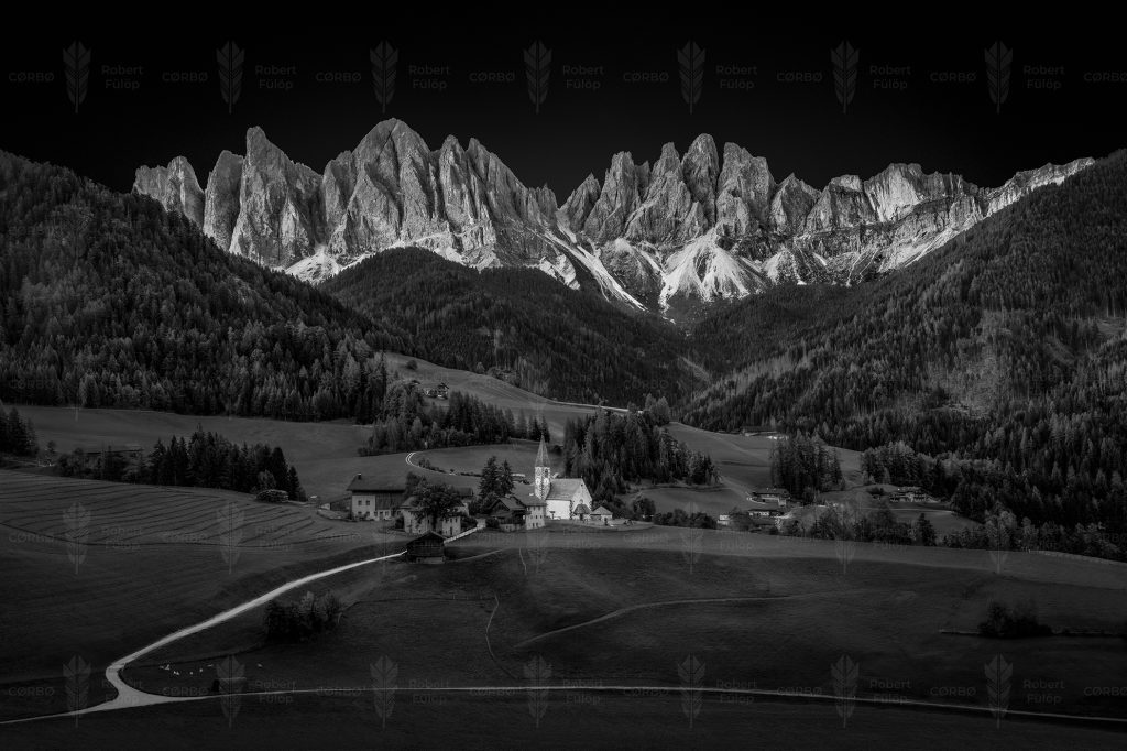 Silent Valley – Santa Maddalena, Dolomites