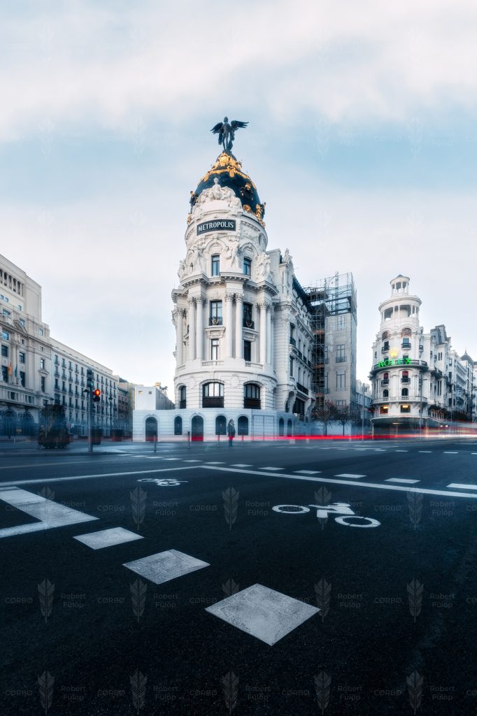 The Metropolis Pause – Edificio Metrópolis, Madrid