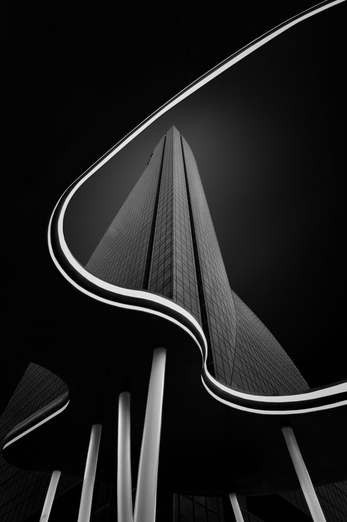 Vertical Tension – Torre Espacio, Madrid